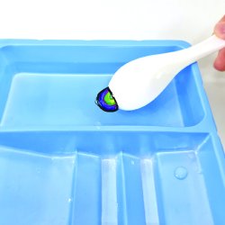 Barbie Skab unikke kunstvrker- Floating Art